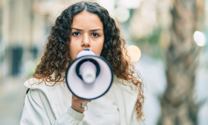 Die politische Stimme der Jugend wird selten gehört. ©KrakenImages/AdobeStock